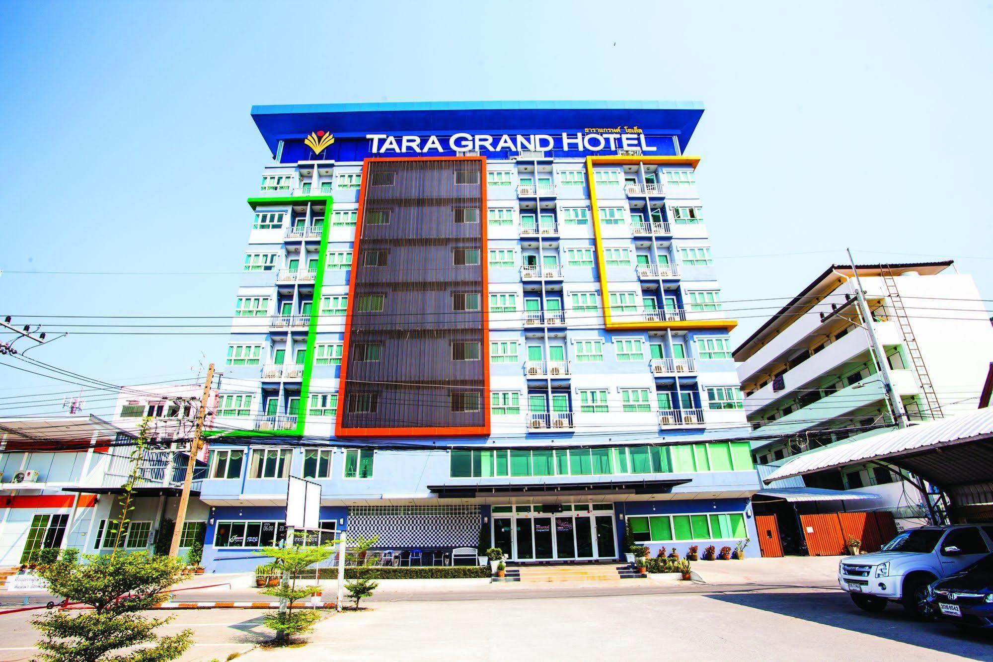 Oyo 234 Tara Grande Hotel & Spa Бангкок Экстерьер фото